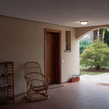 Apartment Iride'S House